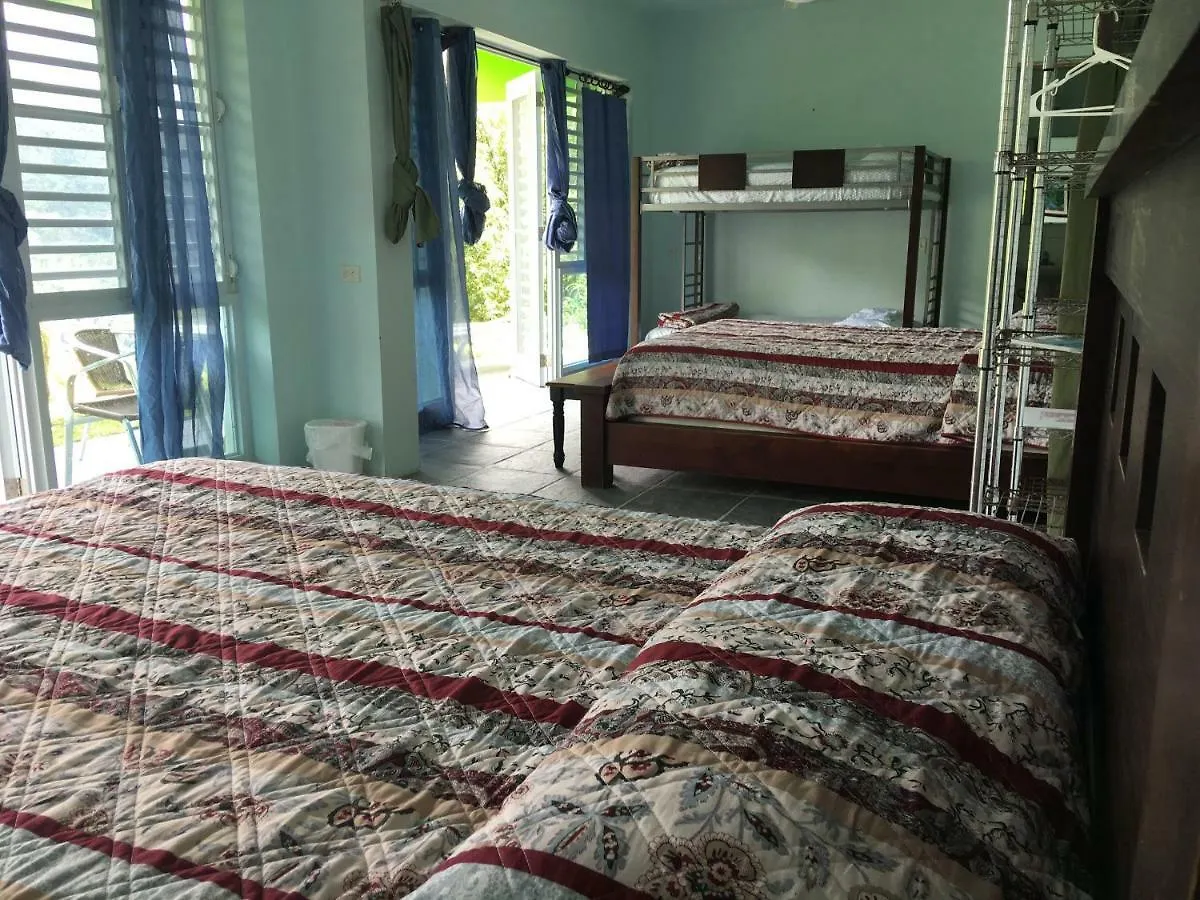 Casa Cubuy Ecolodge Naguabo 2*,